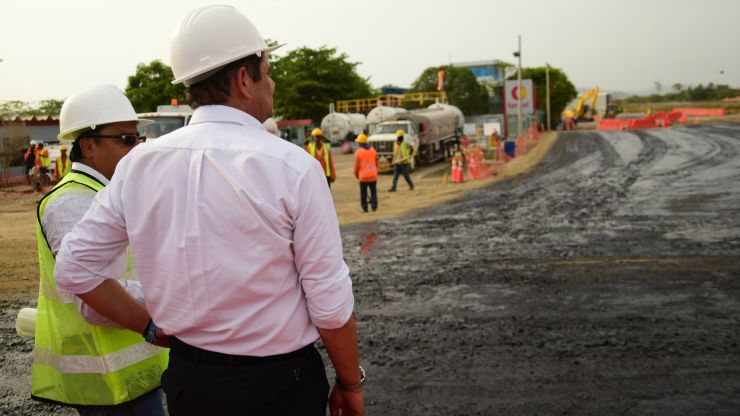 Imagen relacionada con Vicepresidente, Vargas Lleras recorrió las obras de modernización del aeropuerto de Santa Marta