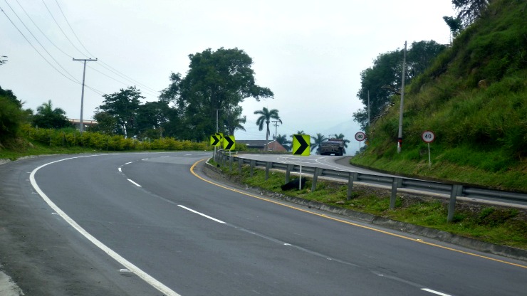 Imagen relacionada con Declaraciones del Presidente de la ANI, Luis Fernando Andrade, sobre caducidad contrato Autopista Bogotá - Girardot