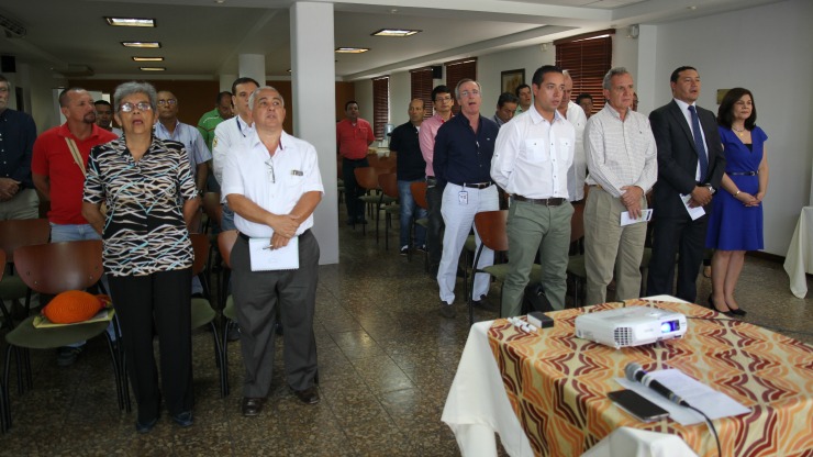 Imagen relacionada con Socializan inversión de un billón de pesos en vía Buga-Buenaventura