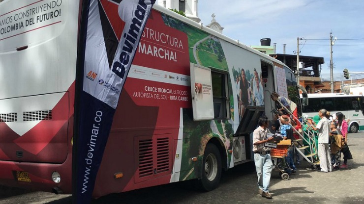 Imagen relacionada con ‘Bus de la Infraestructura en Marcha’ completa 515,7 kilómetros en su gira por Colombia: hoy llega a Alto Palmas