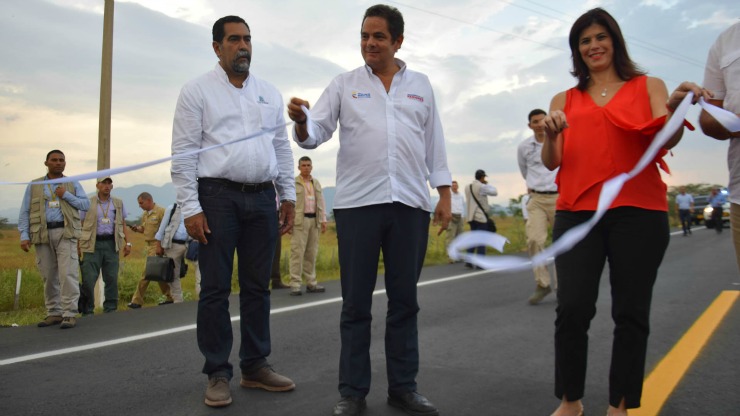 Imagen relacionada con Vicepresidente Vargas Lleras inaugura un tramo de la Autopista 4G Cesar-La Guajira
