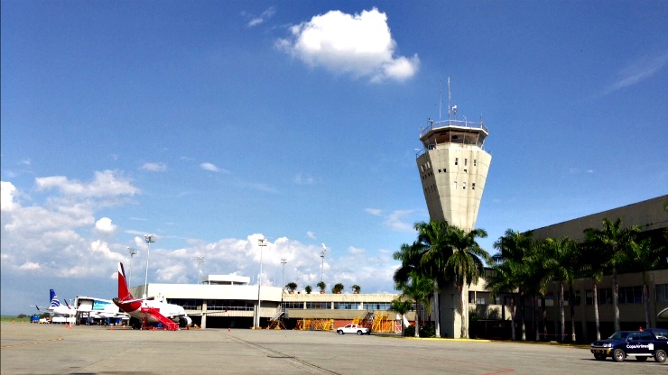 Imagen relacionada con MinTransporte supervisará obras de modernización del Aeropuerto Alfonso Bonilla Aragón