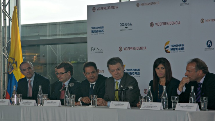 Imagen relacionada con La ANI firma actas de acuerdo que permitirán la ampliación del Aeropuerto El Dorado