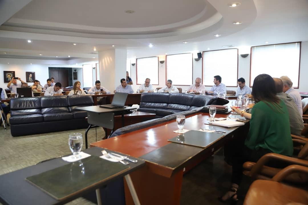 Imagen relacionada con Gobierno Nacional presentó ante veedurías de Santander estado de los proyectos que impactarán la competitividad de la región