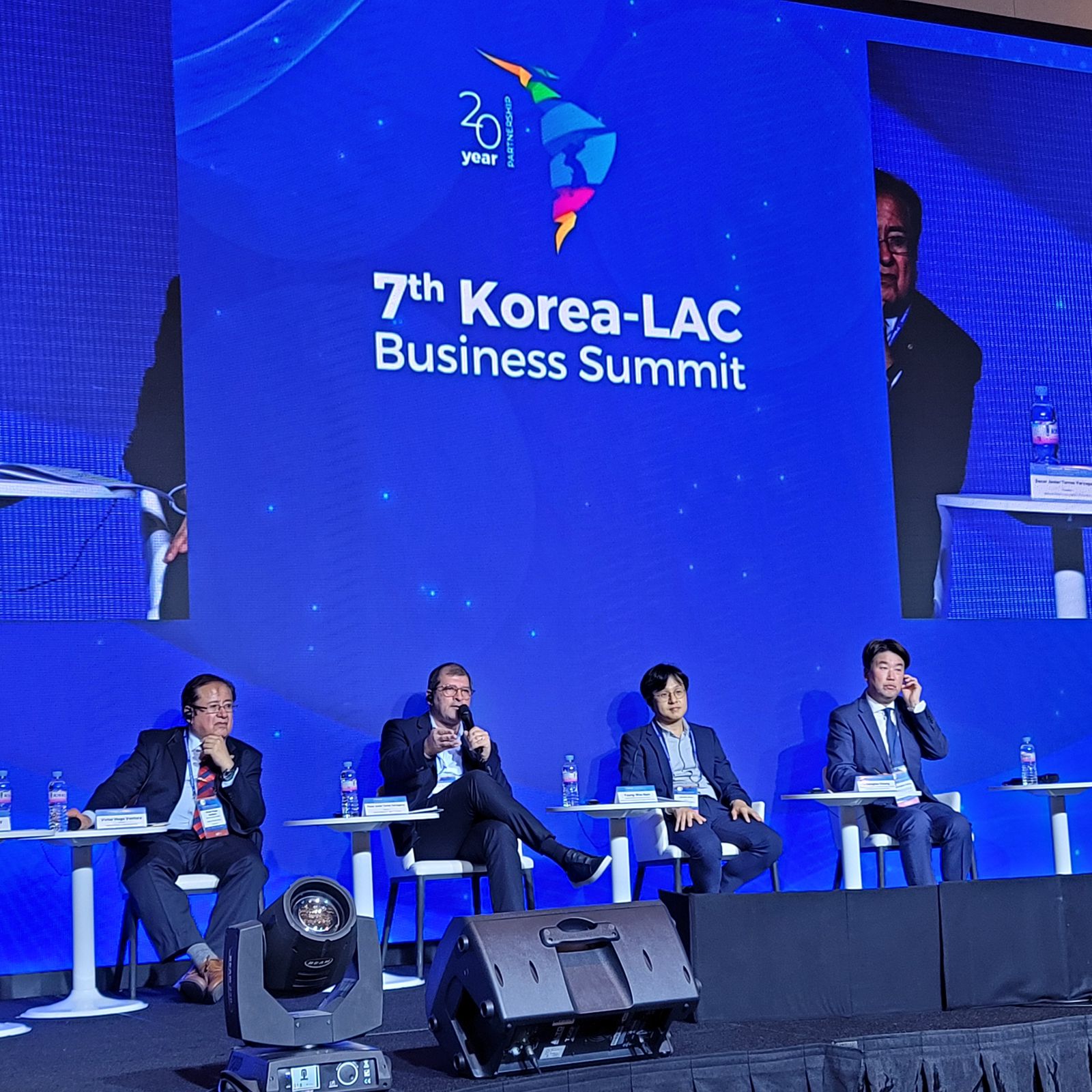 Imagen relacionada con La ANI representa a Colombia en la cumbre Corea-BID y consolida la agenda de infraestructura del país