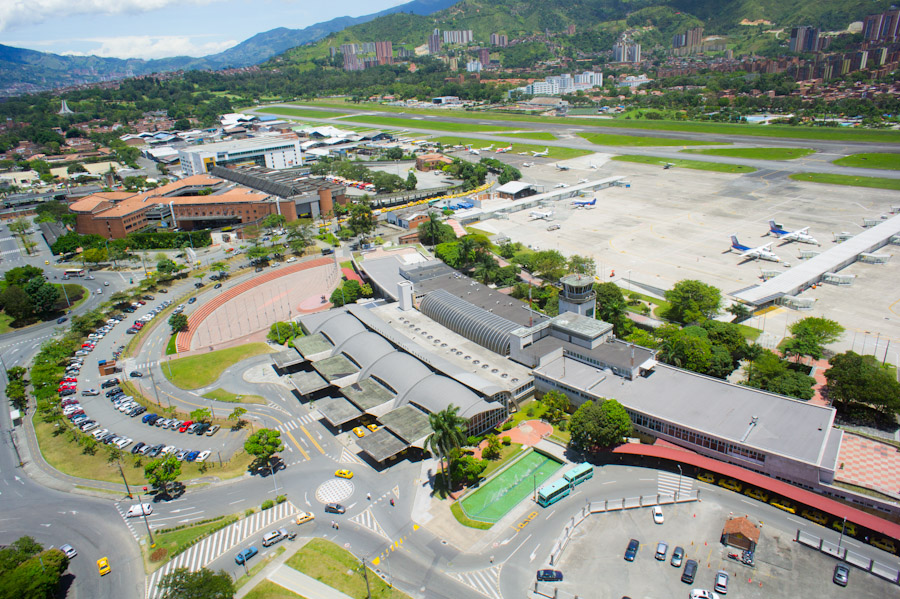Imagen relacionada con Aeropuerto Olaya Herrera de Medellín retomará operación internacional