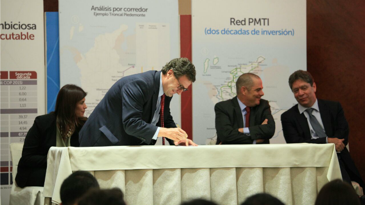 Imagen relacionada con Gobierno Nacional lanza segunda fase del Plan Maestro de Transporte Intermodal 2015-2035