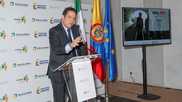 Imagen relacionada con En ExpoMilán, Vicepresidente Vargas Lleras invita a empresarios europeos a invertir en el sector de infraestructura colombiano