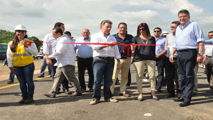 Imagen relacionada con Presidente y Vicepresidente inauguraron la Variante de Aguachica, en el Cesar