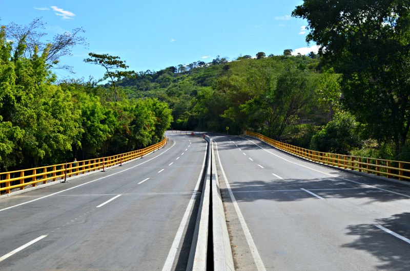 Imagen relacionada con ANI inaugurará puentes vehiculares en concesión Bogotá - Villeta