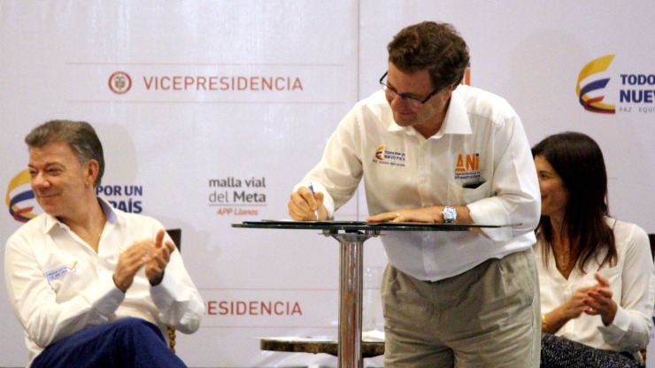 Imagen relacionada con En Villavicencio, Presidente y Vicepresidente encabezaron firma de contrato para construcción de la Malla Vial del Meta