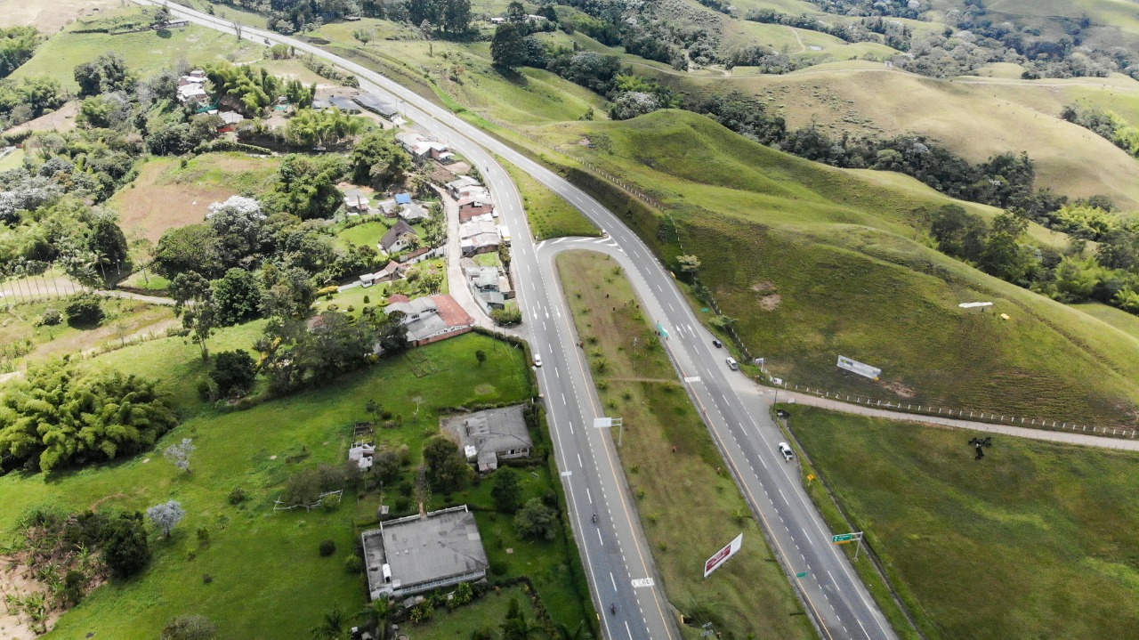 Imagen relacionada con Inversión de obras ejecutadas por la ANI en caldas, apalancarán conectividad en la región