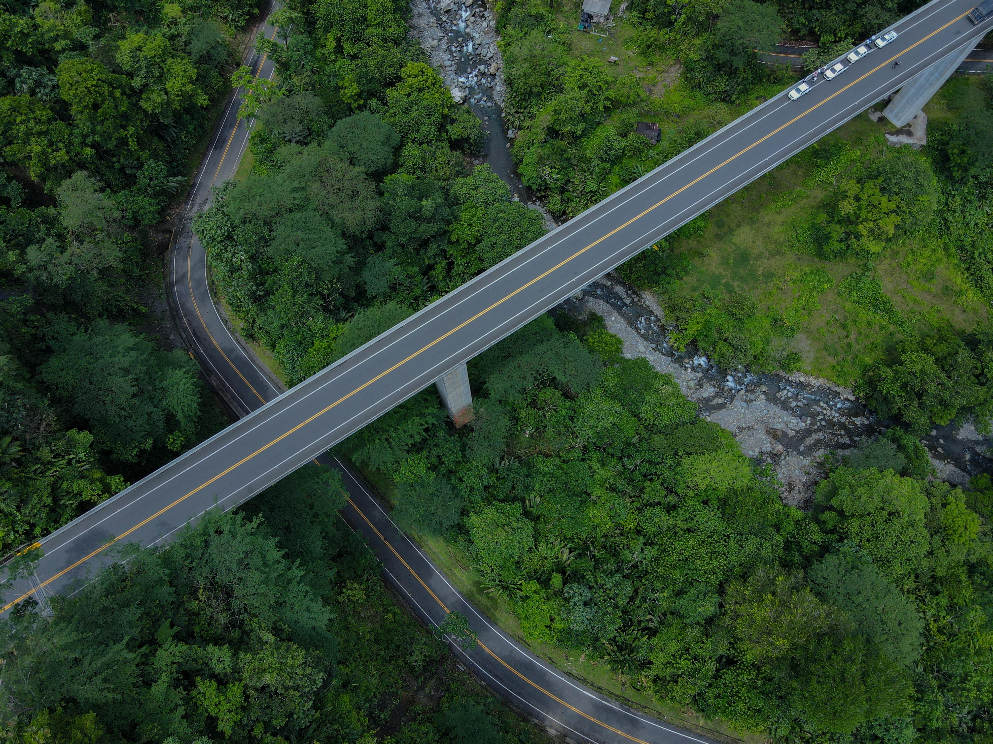 Imagen relacionada con La ANI recorrió los proyectos Mar 1 y 2 claves para conectar a  Medellín con el Urabá antioqueño
