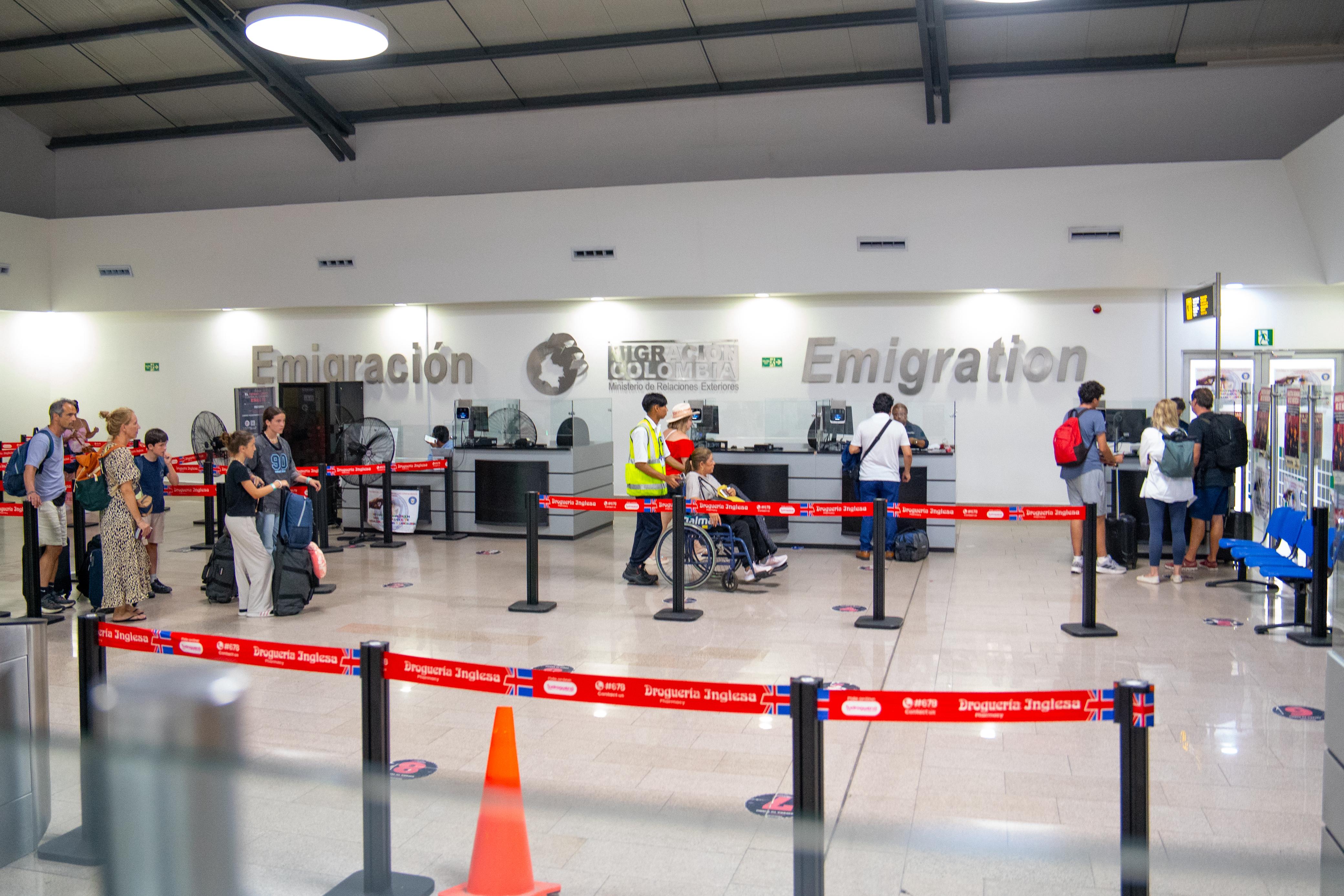 Imagen relacionada con Aeropuerto de Cartagena priorizará su sistema  de ventilación y accesos a salas de abordaje