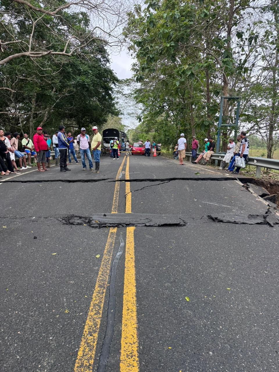 Imagen relacionada con Fuertes lluvias producen afectaciones a vías concesionadas