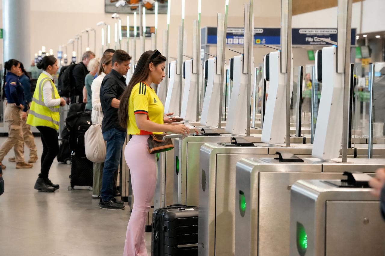 Imagen relacionada con Listas las adecuaciones para la salida y entrada de pasajeros en el aeropuerto El Dorado