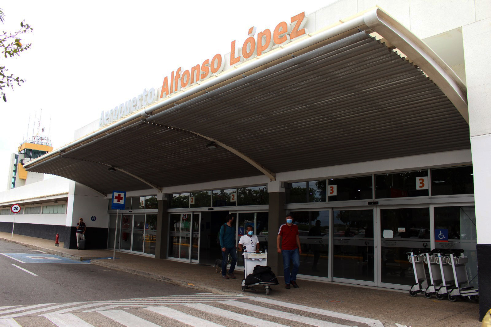 Aeropuerto Alfonso López Pumarejo de Valledupar recibirá 8.000 pasajeros durante los 5 días del Festival Vallenato
