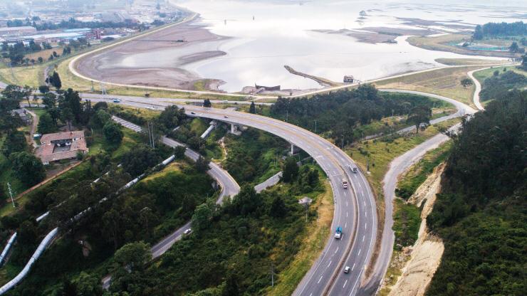 Gobierno Nacional gana laudo arbitral por más de $179 mil millones contra antiguo concesionario de la autopista Bogotá – Girardot Gobierno Nacional gana laudo arbitral por más de $179 mil millones contra antiguo concesionario de la autopista Bogotá – Girardot