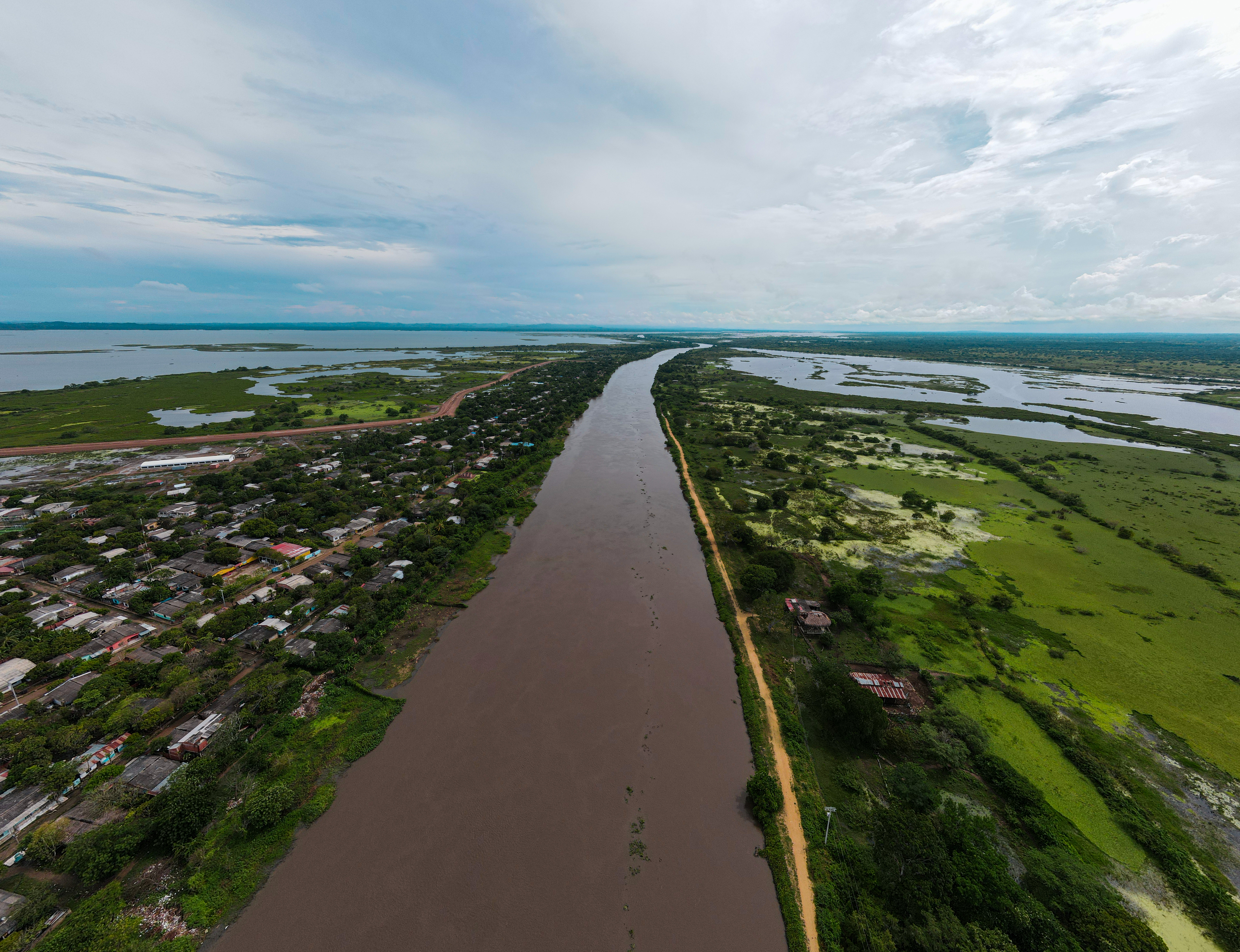 La ANI realiza mesas de trabajo con comunidades de Atlántico, Bolívar y Sucre donde socializa detalles del proyecto Canal del Dique