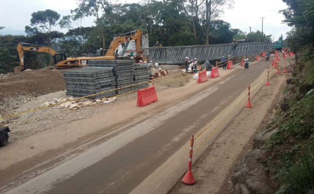 Puente de la vía Mocoa - Pitalito estará listo el próximo martes Puente de la vía Mocoa - Pitalito estará listo el próximo martes