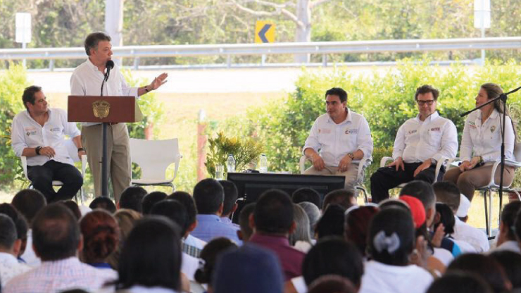Presidente de la República respalda labor de Luis Fernando Andrade y de la ANI en la gestión de la infraestructura de transporte en Colombia Presidente de la República respalda labor de Luis Fernando Andrade y de la ANI en la gestión de la infraestructura de transporte en Colombia