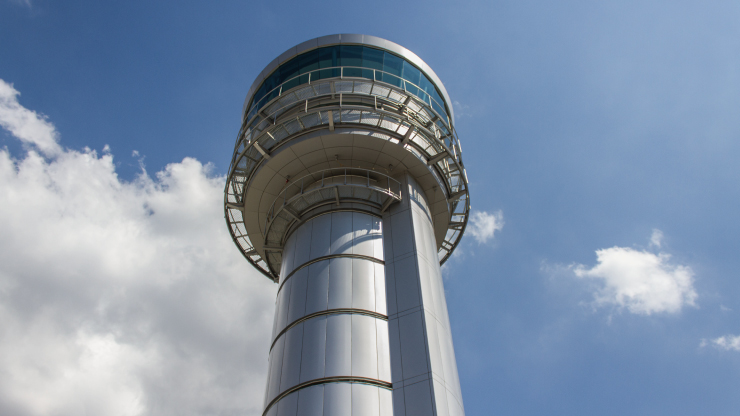 Así opera la nueva torre de Control del Aeropuerto Olaya Herrera de Medellín