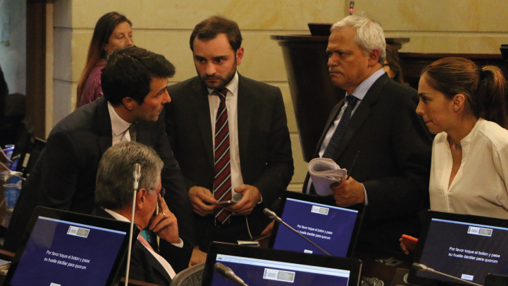 Congreso da espaldarazo a nueva contratación de megaobras en el país Congreso da espaldarazo a nueva contratación de megaobras en el país