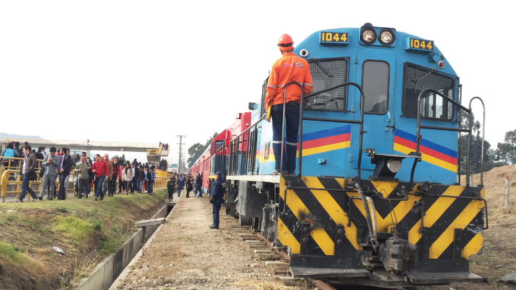 El tren de Bogotá-Zipaquirá moviliza más de 456 mil pasajeros al año, la mayoría estudiantes El tren de Bogotá-Zipaquirá moviliza más de 456 mil pasajeros al año, la mayoría estudiantes