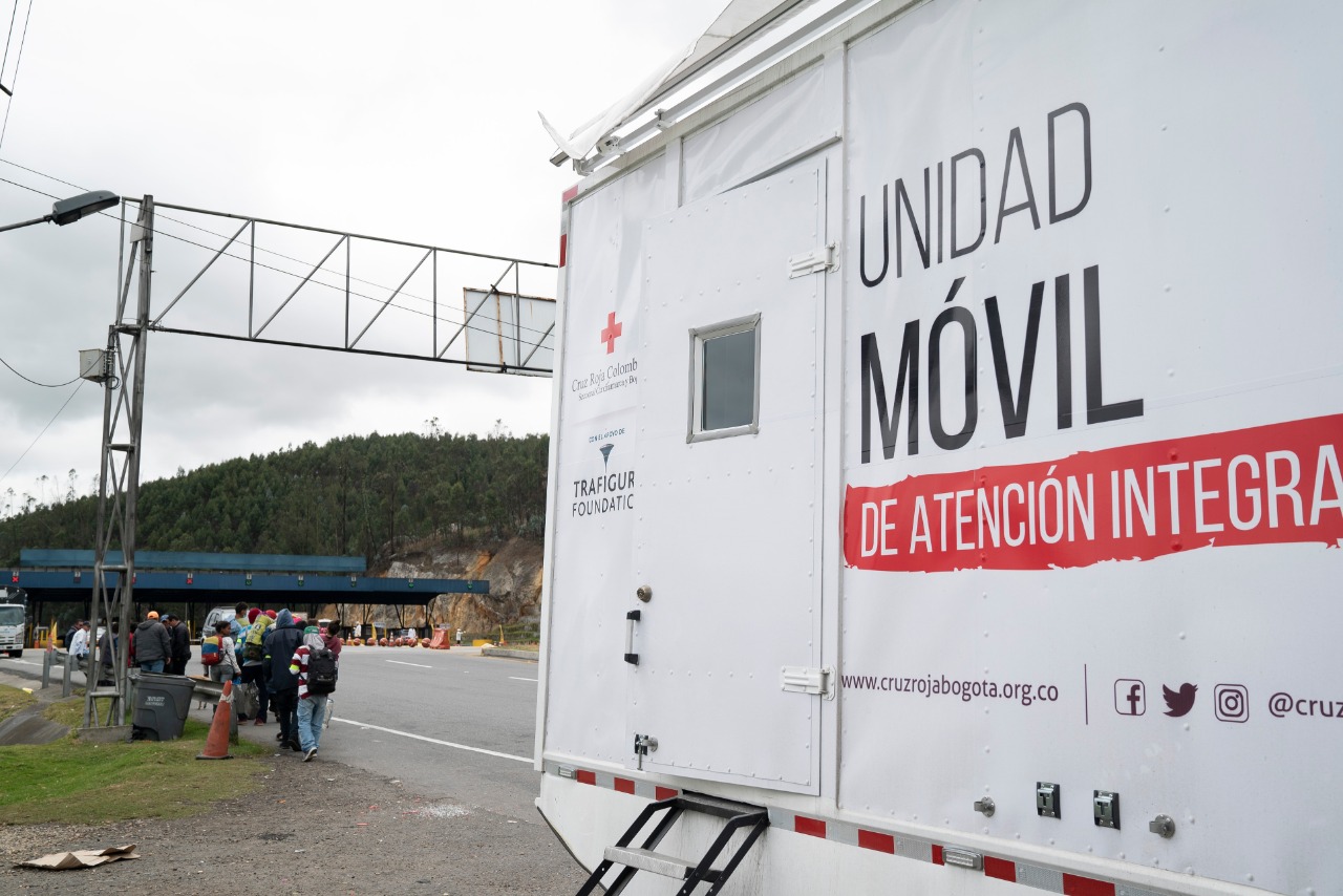 EN PLAN NAVIDAD ANI FORTALECE ESPACIO DE AYUDA HUMANITARIA PARA CAMINANTES QUE TRANSITAN POR LA VÍA BOGOTÁ-GIRARDOT