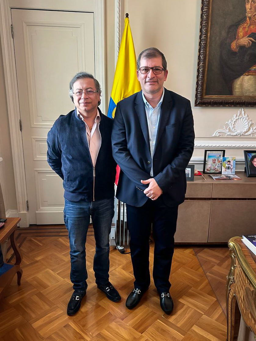La ANI presenta al presidente de la República, Gustavo Petro, informe sobre avances de proyectos de infraestructura en Colombia La ANI presenta al presidente de la República, Gustavo Petro, informe sobre avances de proyectos de infraestructura en Colombia