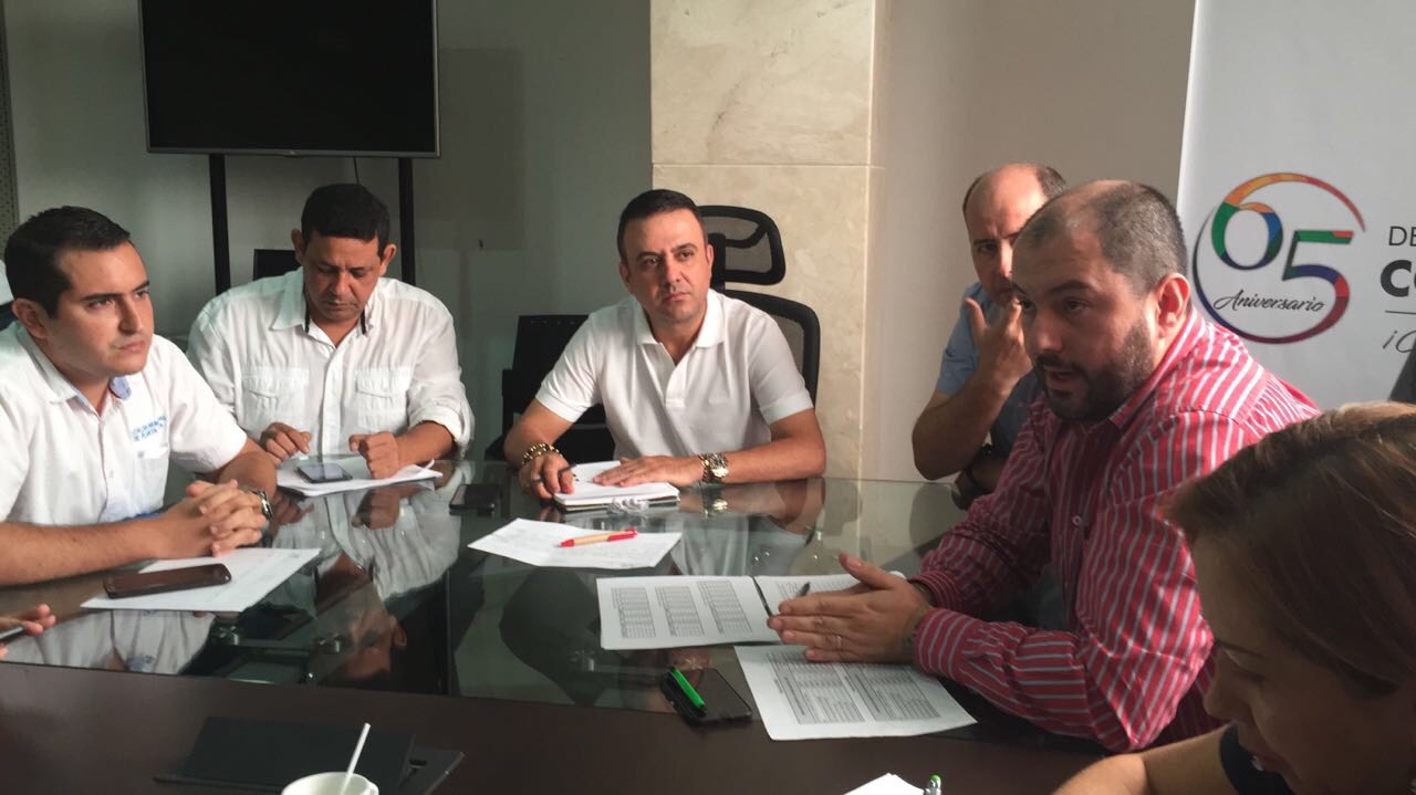 ANI y transportadores públicos de Córdoba logran acuerdo sobre tarifas diferenciales ANI y transportadores públicos de Córdoba logran acuerdo sobre tarifas diferenciales