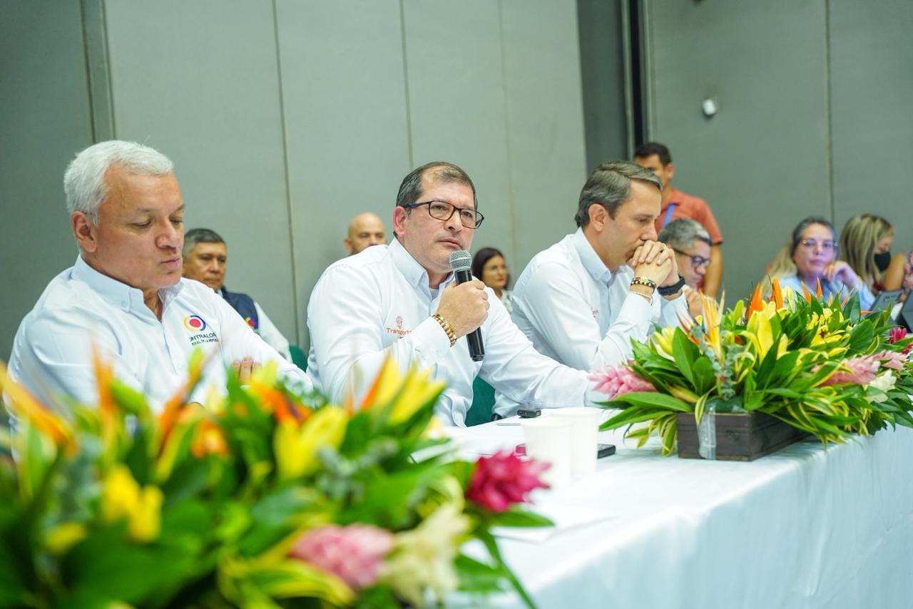 ANI presenta Plan de Acción para atención de Puntos Críticos en la vía al Llano ANI presenta Plan de Acción para atención de Puntos Críticos en la vía al Llano