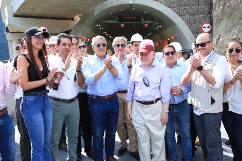 Presidente Iván Duque entrega 10,5 kilómetros de doble calzada en vía Bogotá – Villavicencio