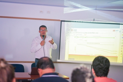 Fueron analizadas y definidas con la comunidad de Puerto Colombia, alternativas de estructura tarifaria para el peaje Papiros