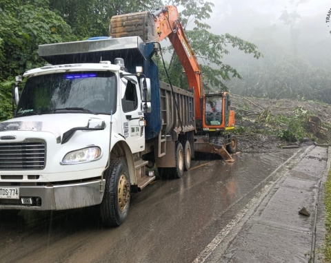 Cierre total e indefinido de la vía Transversal del Sisga, entre los municipios de Santa María y San Luis de Gaceno