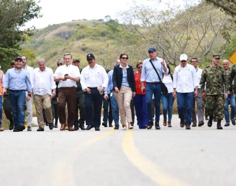 Gobierno Nacional implementa medidas para atender KM 21 de la vía Gigante – Garzón y el sector de Pericongo en Huila