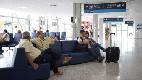 Infraestructura aeroportuaria concesionada por la ANI, fundamental para el aumento de pasajeros por vía aérea