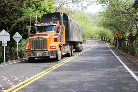 Gobierno Nacional pondrá al servicio 74,8 Kilómetros entre Santa Fe de Antioquia y el corregimiento Peñalisa