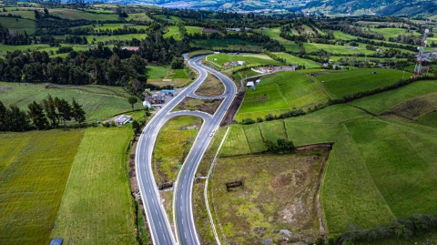 GOBIERNO NACIONAL ENTREGA PRIMEROS 17 KM EN DOBLE CALZADA DEL PROYECTO RUMICHACA-PASTO