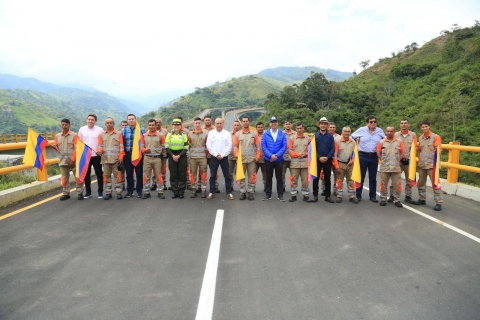 Gobierno nacional finaliza las obras del viaducto Álvaro Mutis Jaramillo y 5 kilómetros de segunda calzada en Tolima