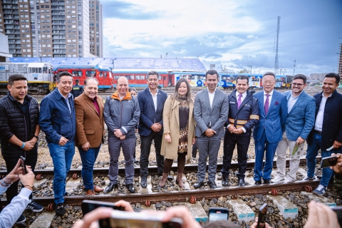 El Gobierno Nacional entrega corredor férreo para continuación de obras del Regiotram de Occidente