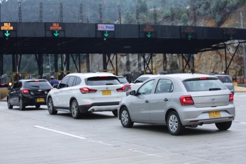 Más de 6.500.000 vehículos se movilizaron en Navidad por las vías concesionadas del país 