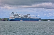 Llegó a Colombia el primer buque para el almacenamiento y regasificación de gas