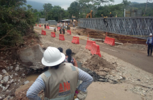   A toda máquina avanza la instalación del puente metálico en Mocoa, Putumayo
