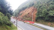 Se adelantan labores para habilitar vía Medellín - Bogotá tras derrumbe