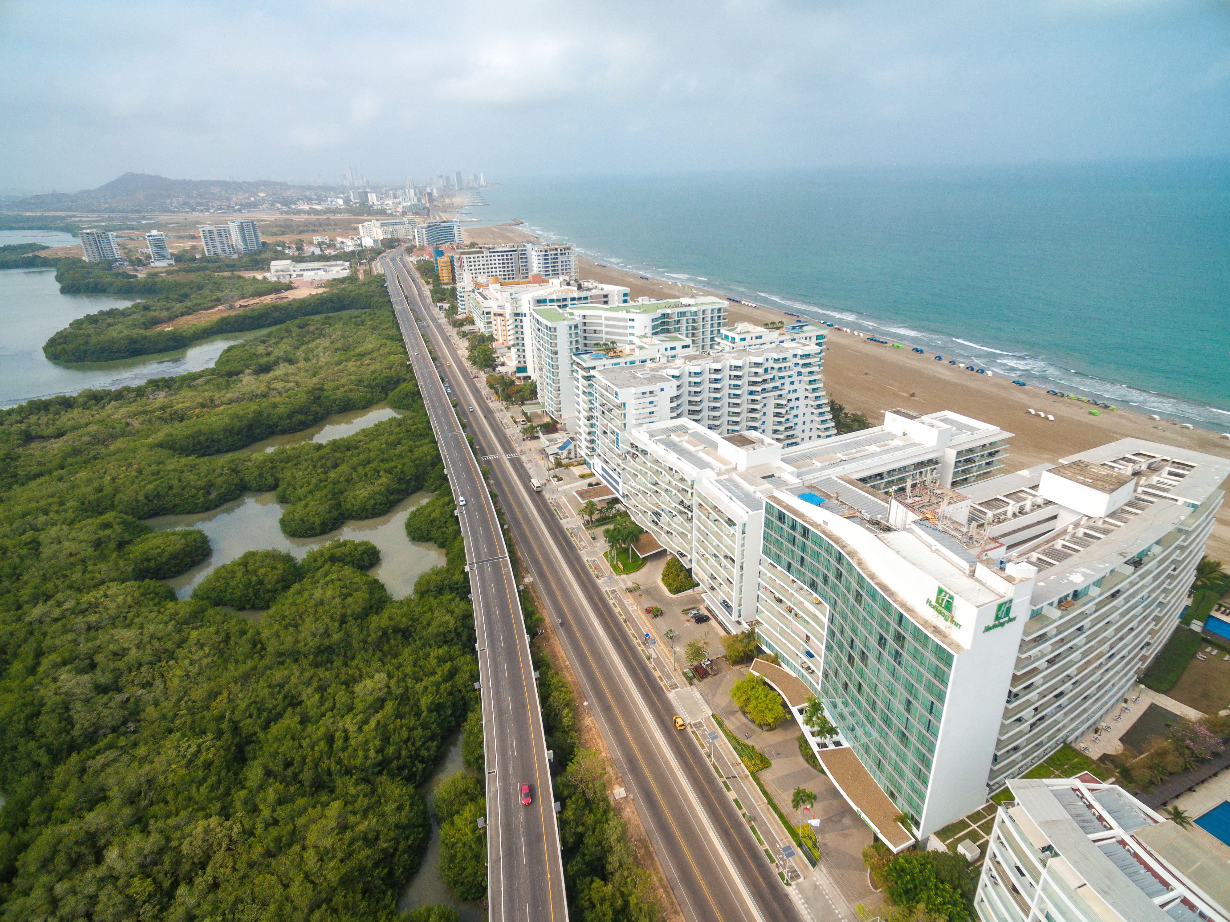 ANI, Minambiente y WRI lanzan convocatoria para contratar guía de acciones que mitiguen riesgos de cambio climático en infraestructura de transporte