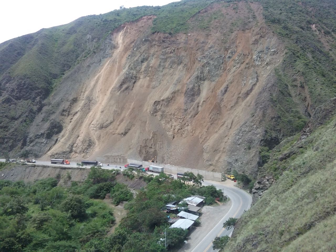 Avanza plan para evacuar mercancía del Puerto de Buenaventura Avanza plan para evacuar mercancía del Puerto de Buenaventura