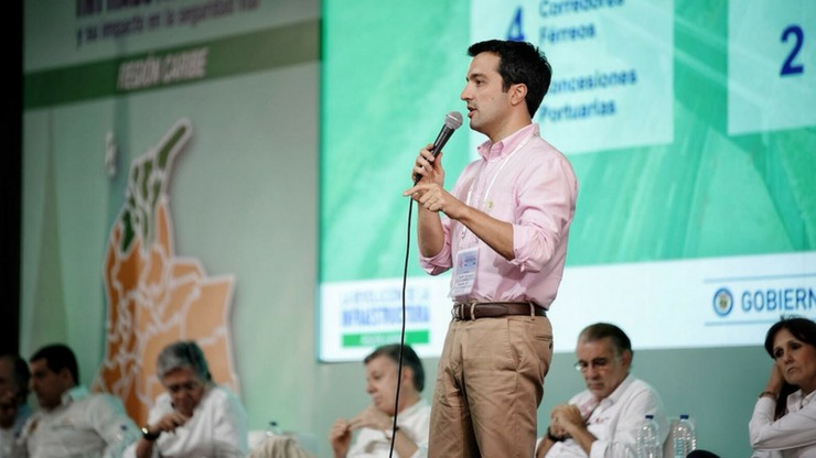 La ANI lidera en la región Caribe la revolución de la infraestructura con 9 proyectos viales, 7 aeropuertos, 43 puertos y el corredor férreo central La ANI lidera en la región Caribe la revolución de la infraestructura con 9 proyectos viales, 7 aeropuertos, 43 puertos y el corredor férreo central
