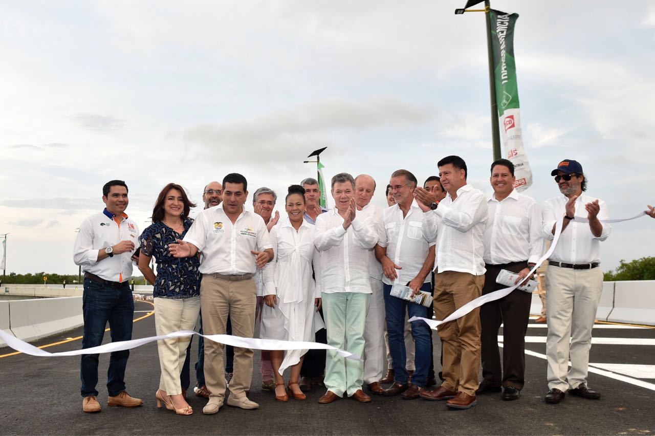 Gobierno inaugura el Viaducto de la Paz, el nuevo ícono de la infraestructura colombiana