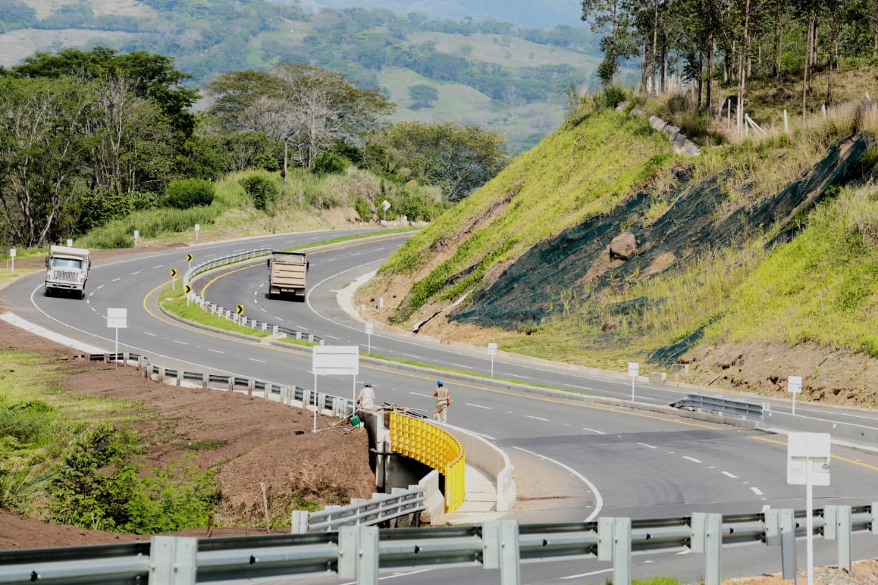 Gobierno Nacional entrega obras del proyecto Pacífico 2 en La Pintada, Antioquia Gobierno Nacional entrega obras del proyecto Pacífico 2 en La Pintada, Antioquia